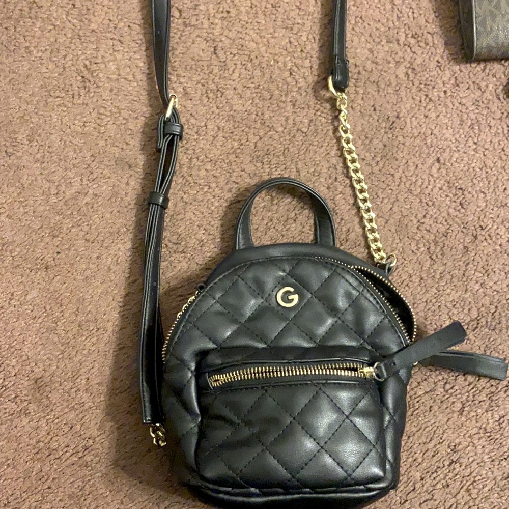 G by guess bag !